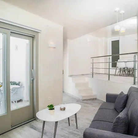 Spilies By Thireas דירה Vourvoúlos