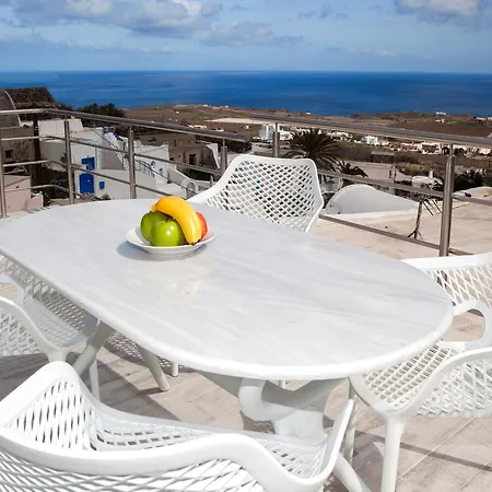 Spilies By Thireas *