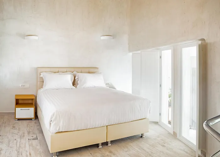 Spilies By Thireas * Vourvoulos