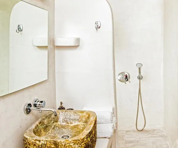 Spilies By Thireas Apartment